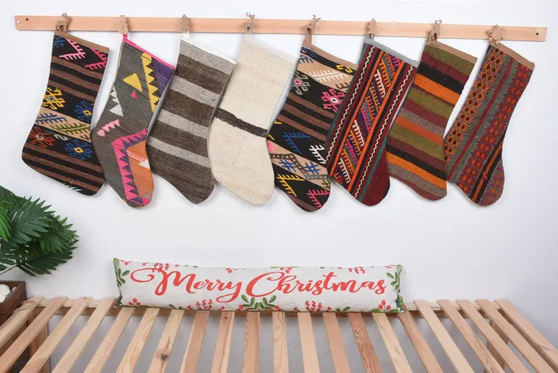 Patrón de adornos navideños festivos, calcetín navideño de 8 pulgadas de ancho