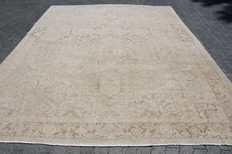 9.3x11.6 ft Rug, Vintage Oushak Rug, Turkish Beige Wool Floral Rug - 1