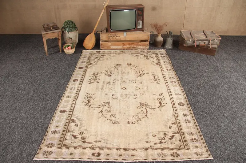 Vintage Türk Halısı, Büyük 5.6x8.5 ft (171x260 cm) Halı, Kahverengi Fas Yün Halısı - 1