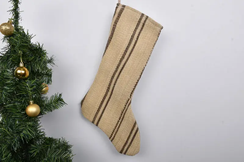 Patrón rústico Kilim, calcetín navideño de 7 pulgadas de ancho