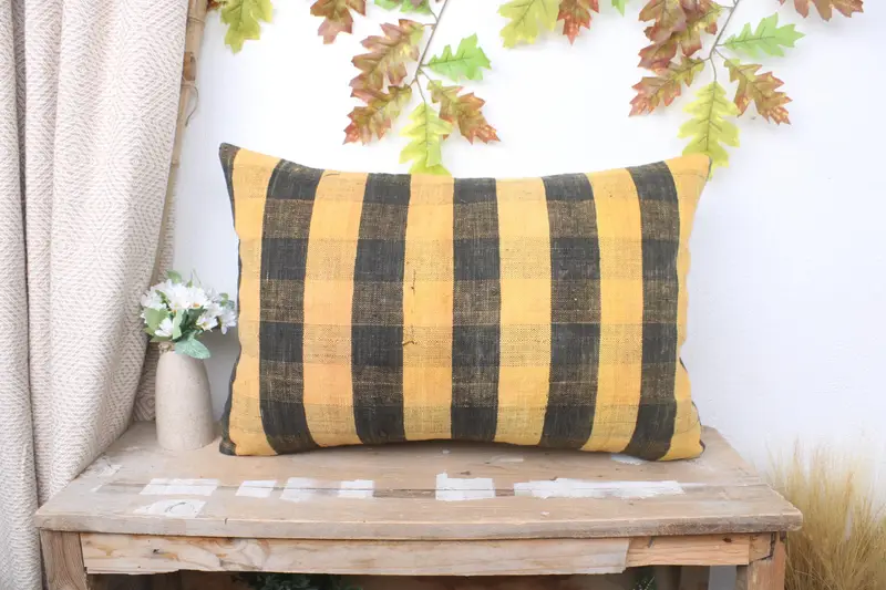 Yoga Pillow, Kilim Pillow, Vintage Kilim Throw Pillow, Neutral Throw Pillow, 16x24 Yellow Pillow Case, Throw Kilim Pillow, Pillow Cover - 1