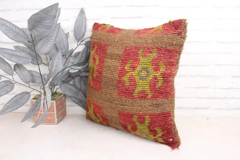 Sustainable Pillow Cover, Pillow Cover, 18x18 Red Pillow Case, Kilim Pillow Cover, Handmade Kilim Cushion, Anatolian Pillow, Pillow for Sofa - 4