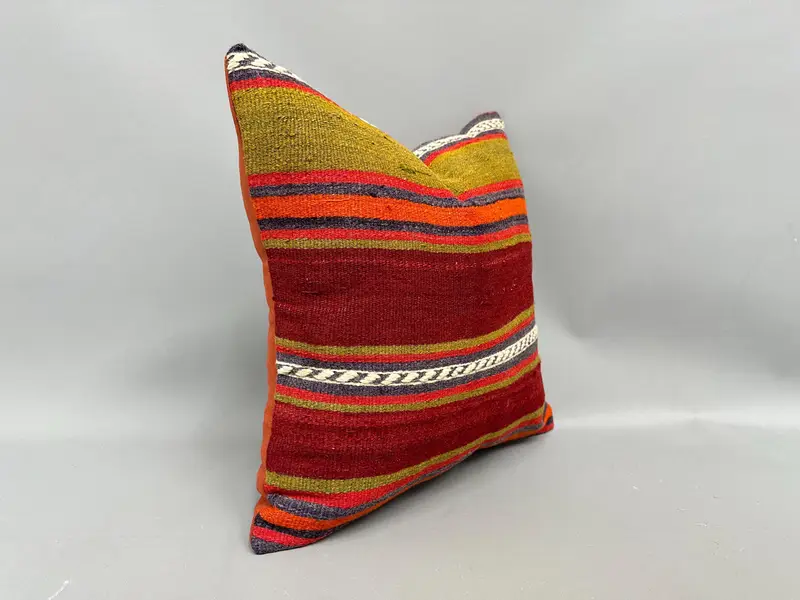 Vintage Kilim Pillow, 18x18 Red Pillow Cover, Gift Pillow, Interior Designer Pillow, Pillow Case, Ethnic Pillow Cover Pillow Sham - 2