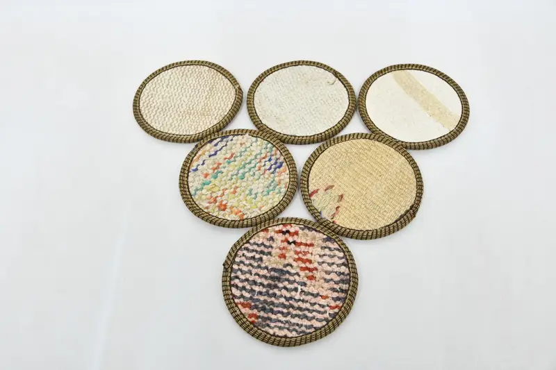 Zarif Bej Halı Bardak Altlıkları, Premium Kaymaz Bardak Altlıkları