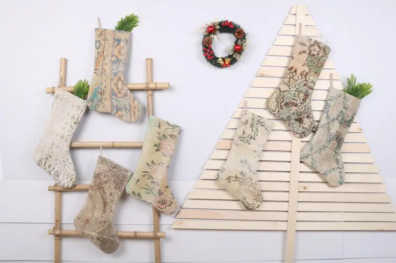 クリスマスオーナメントパターン、幅22インチの環境に優しいクリスマスストッキング