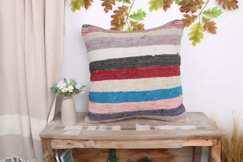 Retro Throw Pillow Sham, Cushion Cover, Pillow for Couch, Interior Designer Pillow, Handmade Kilim Cushion, 20x20 White Cushion Case - 1