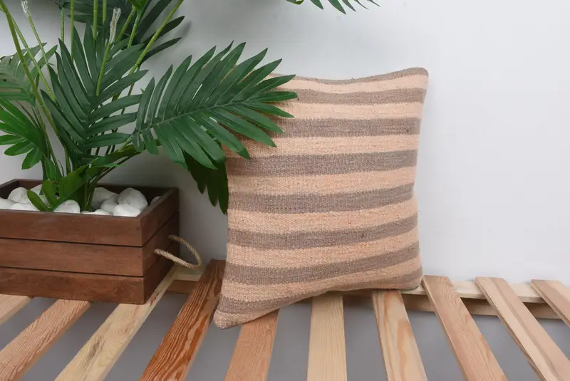 Handmade Pillow Sham, Retro Throw Pillow, Cushion Cover, Kilim Cushion Sham, Vintage Kilim Throw Pillow, 14x14 Pink Pillow, Pillow for Sofa - 4