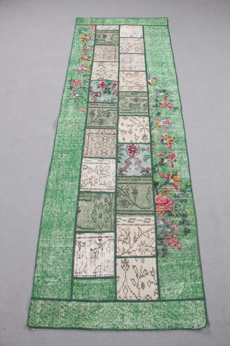Türkischer Vintage-Teppich 73 x 223 cm, grün-weißer Oushak-Ikat-Teppich - 1