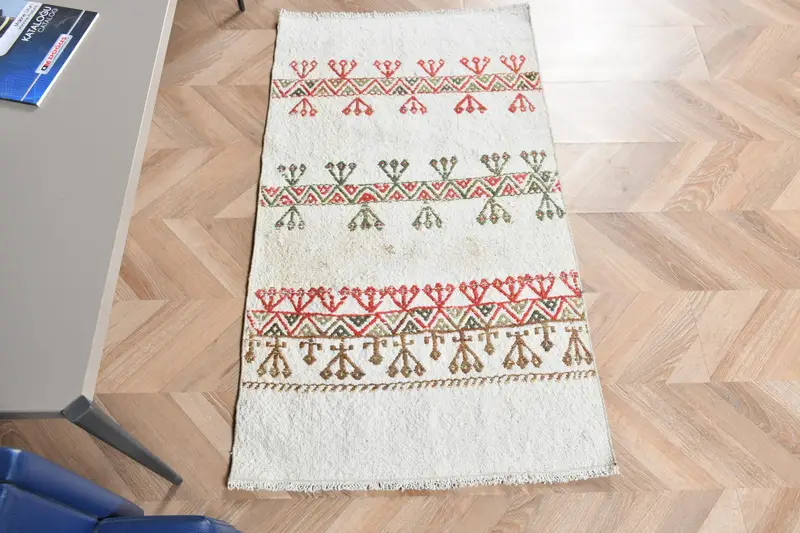 Zarif Bej ve Yeşil Halı, 2,2x3,8 ft İkat Desenli