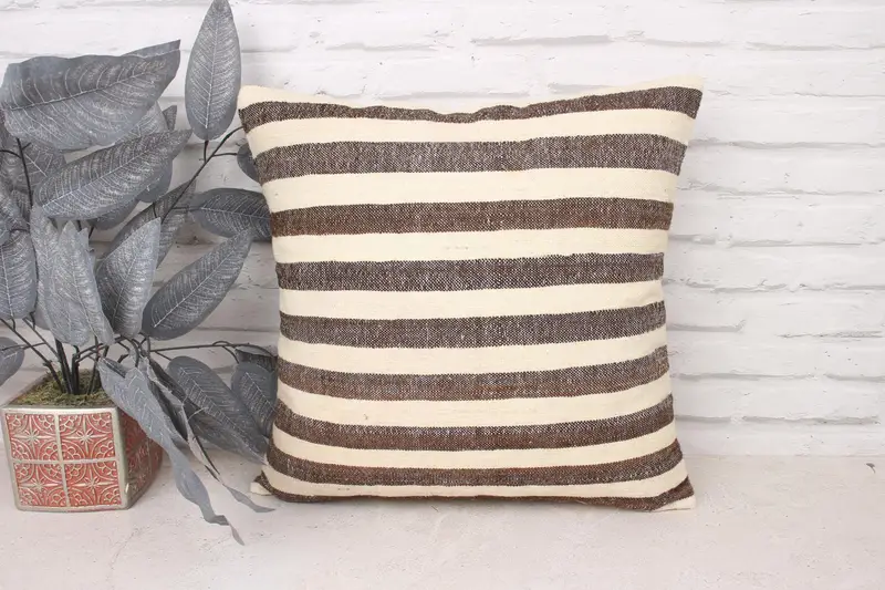 Boho Throw Pillow Cover, Cushion Case, 18x18 White Pillow, Vintage Pillow, Kilim Pillow Cover, Sustainable Pillow Sham, Home Decor Pillow - 1