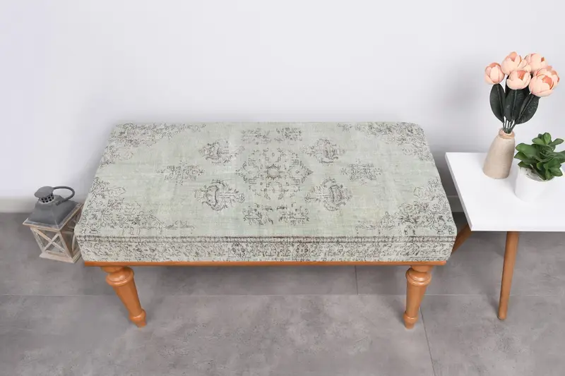 アールヌーボー様式のオットマン、キリム風のウールブレンドソファオットマン