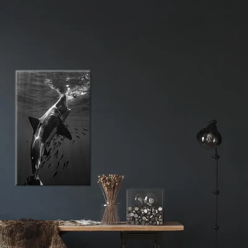 Impresión de lienzo submarino de tiburón agresivo - Loft & Man Cave Decor