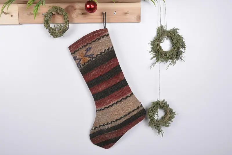 Medias con estampado de adornos navideños de 19 pulgadas, medias festivas para fiestas