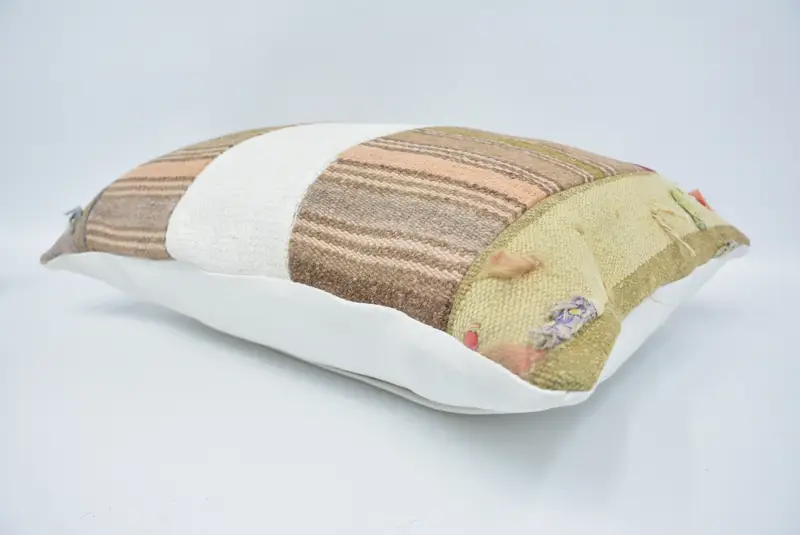 Wool Kilim Pillow Pillow Sham, 16x24 White Pillow, Turkish Kilim Pillow, Meditation Cushion, Pillow, Handmade Kilim Cushion, Antique Pillows - 6