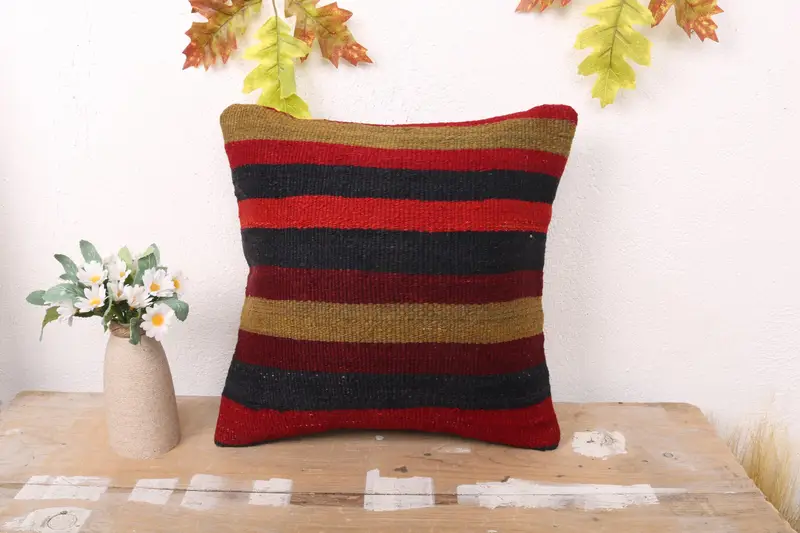 İşlemeli Kırmızı & Kahverengi Çizgili Yastık, Vintage El Yapımı Kırlent