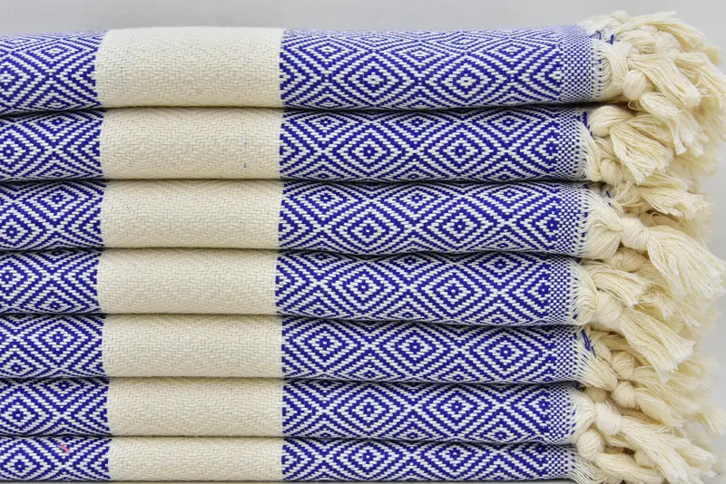 Small Bath Towels, Kitchen Towel, Christmas Favors, 36x20 Cotton Diamond Towel, Personalized Gifts, Housewarming Gift, Beach Wedding Favor - 1