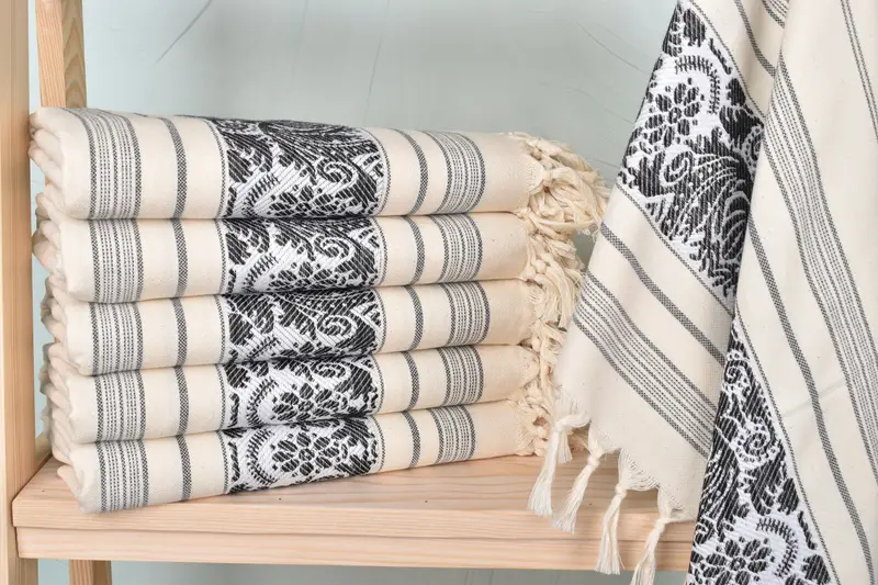 Lightweight Turkish towel, Bachelorette Party Gifts, 66x40 Cotton Scorpion Design Towel, Gift For Mom, Beach Wedding Favor, Travel towel - 1
