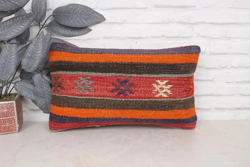 Boho Pillow, Pillow Cover, Crochet Pattern Pillow Case, Throw Kilim Pillow, Yoga Pillow, Turkish Kilim Pillow, 12x20 Red Pillow Cover - 1