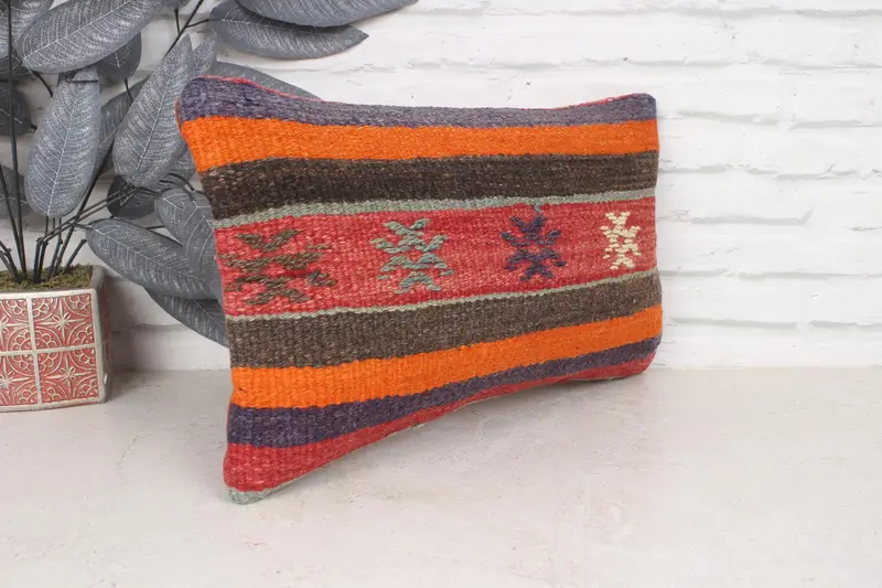 Boho Pillow, Pillow Cover, Crochet Pattern Pillow Case, Throw Kilim Pillow, Yoga Pillow, Turkish Kilim Pillow, 12x20 Red Pillow Cover - 3