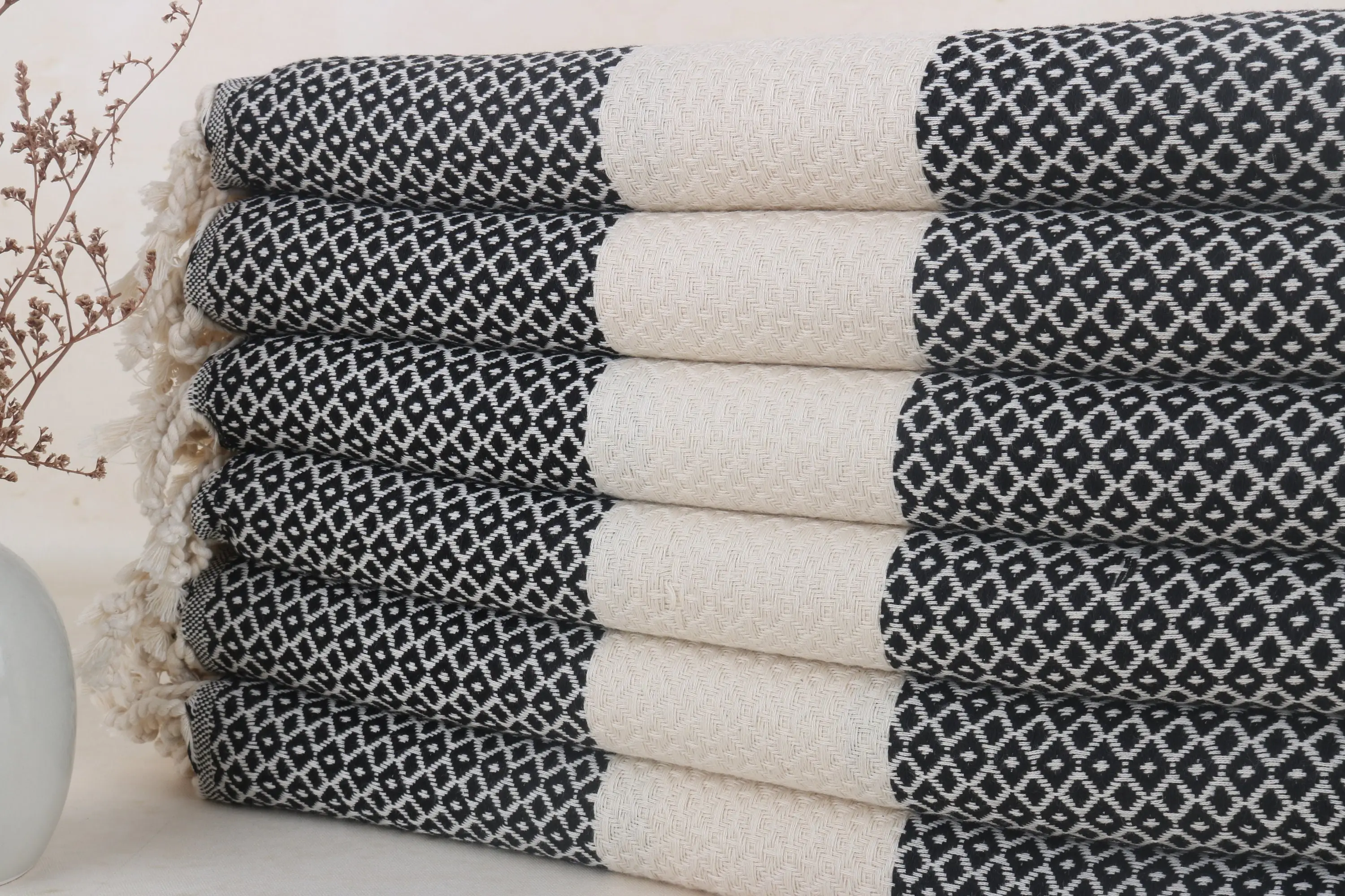 Turkish Towel Black Organic Cotton, Beach Towel, 40x71 Inches - 1