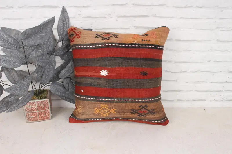 Bench Pillow, Pillow Sham, Turkish Kilim Pillow, Accent Pillow Cover, Pillow for Couch, 18x18 Red Pillow, Vintage Kilim Throw Pillow - 1