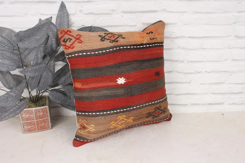 Bench Pillow, Pillow Sham, Turkish Kilim Pillow, Accent Pillow Cover, Pillow for Couch, 18x18 Red Pillow, Vintage Kilim Throw Pillow - 3