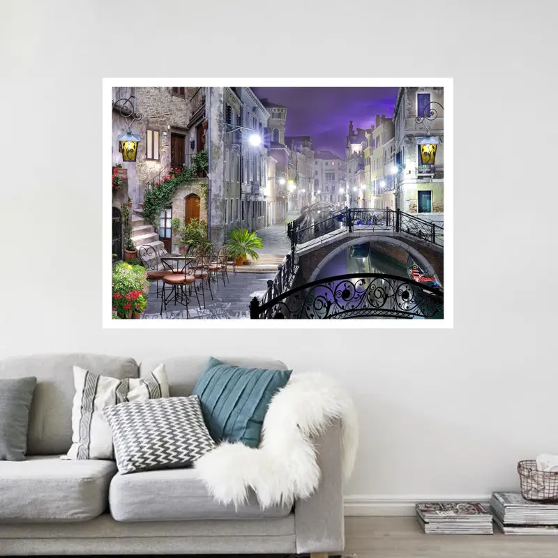 Elegant Printed Glass: Cityscape Design for Modern Living Spaces