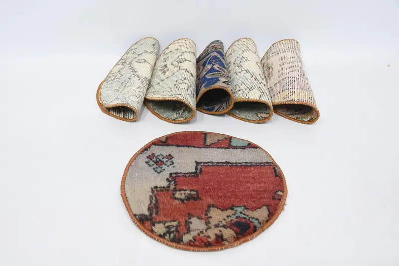 Böhmische Art-Deco-Tischsets in Rot und Bronze, 30 Zoll große böhmische Tischsets