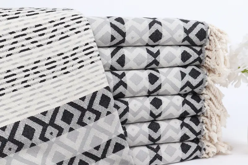 Bachelorette Party Gift, Travel towel, Turkish Towel Monogram, Bachelorette Party Gifts Bridesmaids, 70x40 Cotton Diamond Towel, Maid Of Honor Gift - 1