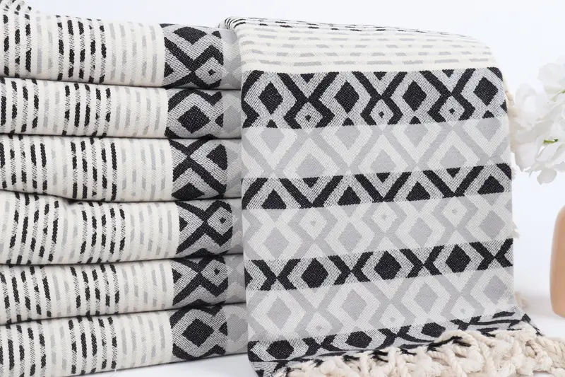 Bachelorette Party Gift, Travel towel, Turkish Towel Monogram, Bachelorette Party Gifts Bridesmaids, 70x40 Cotton Diamond Towel, Maid Of Honor Gift - 2