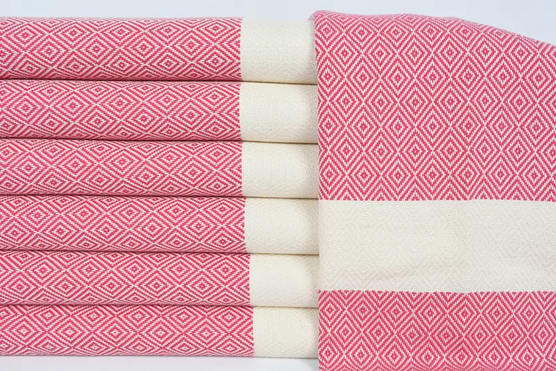 Monogrammiertes Handtuch, 36x20 Baumwolldiamanttuch, Brautjungferngeschenke, Hochzeitsbevorzugungen, gruselige Junggesellenpartygeschenke, willkommenes Hochzeitsgeschenk - 1