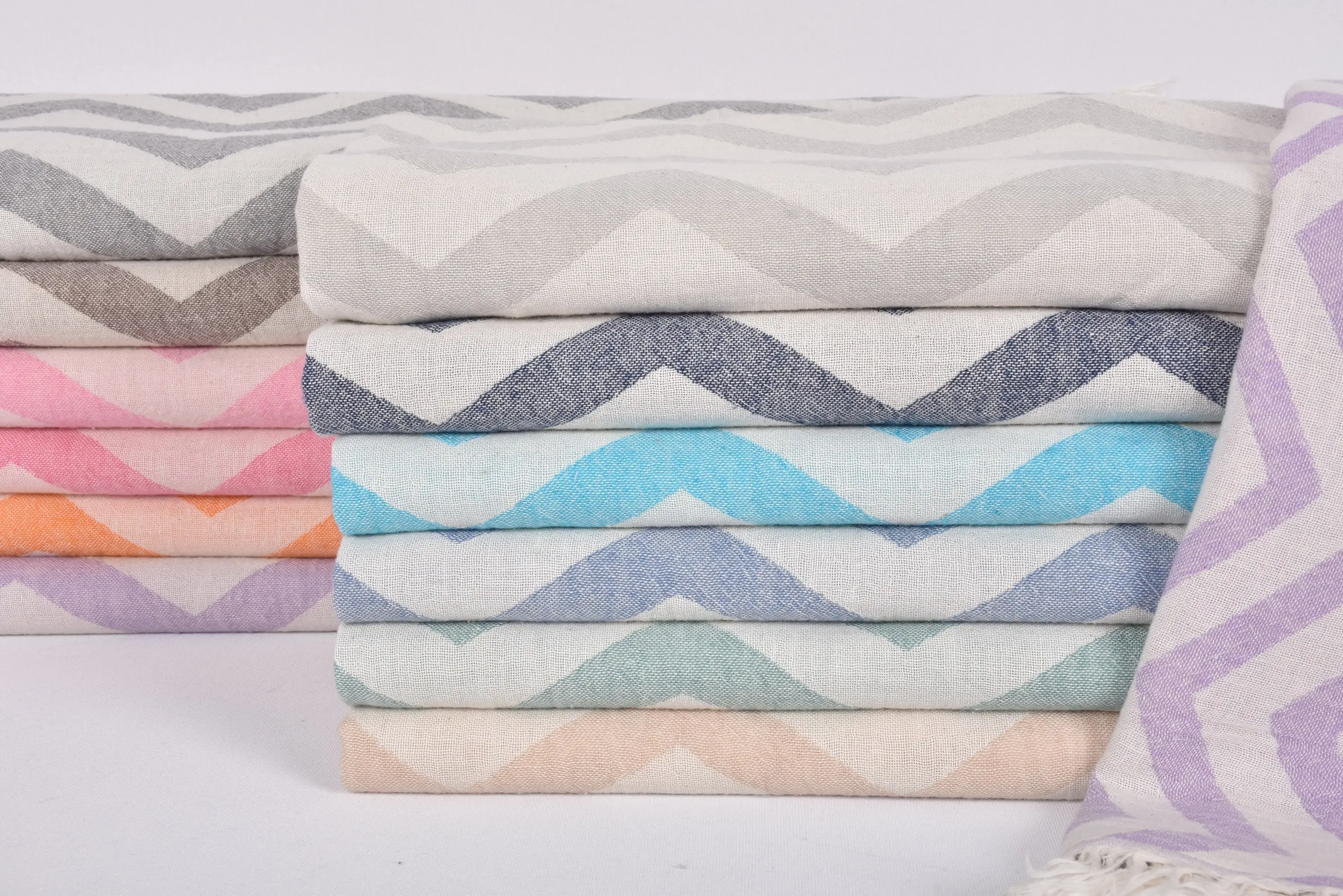Unique Gift, 40x24 Brown Zigzag Design Hand Towel, Organic Cotton - 1