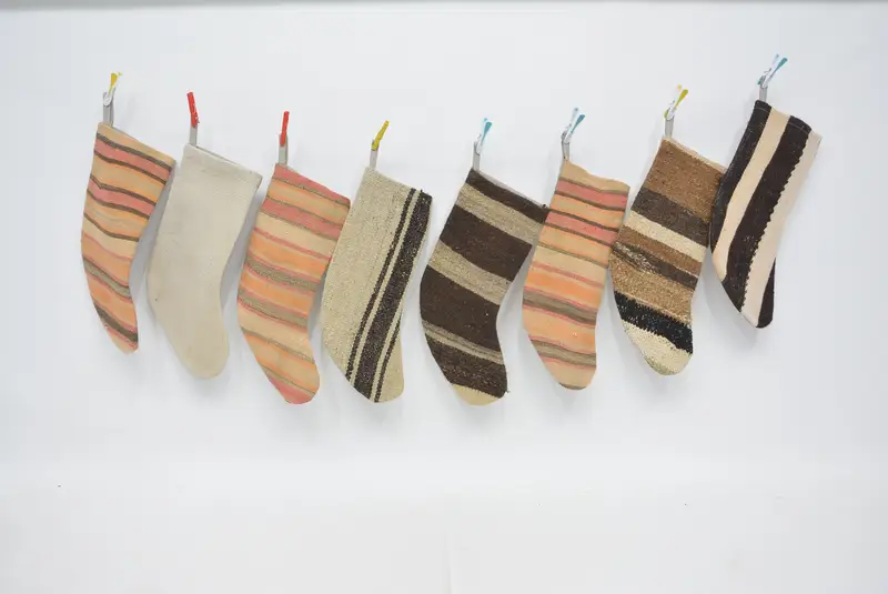 Şenlikli Noel Süsleri Deseni, 8 İnç Geniş Noel Çorabı