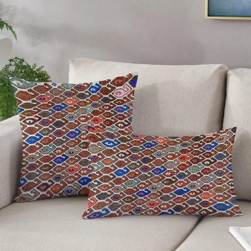 Mavi İşlemeli Çiftlik Evi Desenli Baskılı Yastık - Organik Konfor