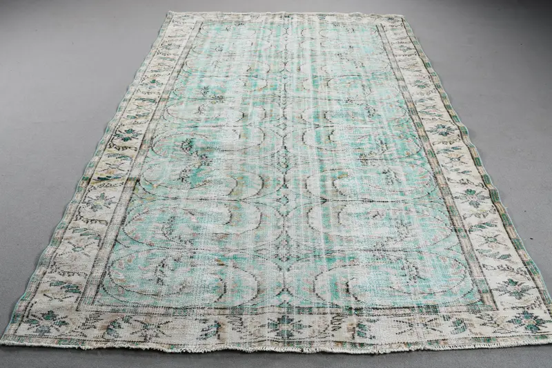 エレガントなグリーンオンブレラグ、6.1x9.1フィートのシックなリビングスペース