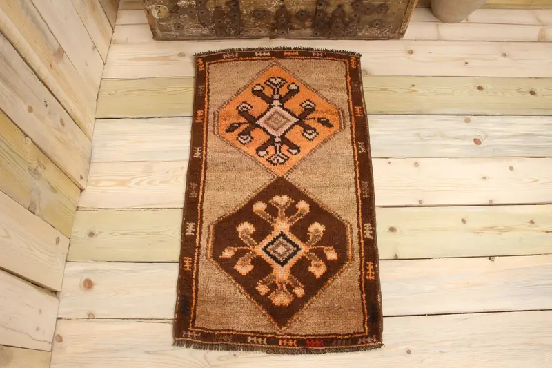 Handmade 0.1x0.2 ft Rug, Brown & Orange Animal Print