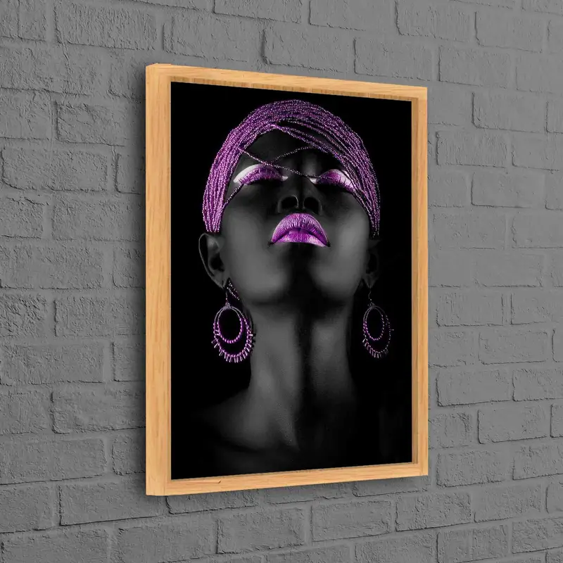 Zarif Mor Pırıltılı Kanvas: Lüks Afrikalı Kadın Sanatı