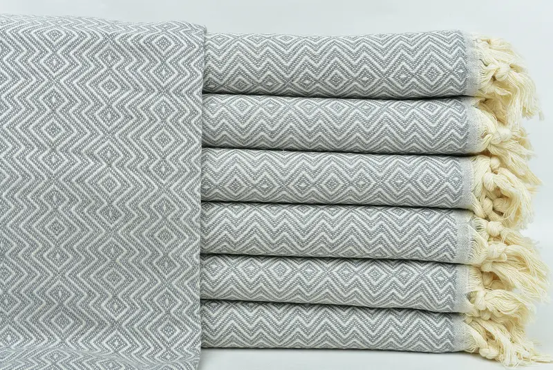 Girls Weekend Favors, Girl Trip Party Favor, Wedding Gift, Turkish beach towel, Welcome Wedding Gift, 70x38 Cotton Diamond Towel, Custom Gift - 1