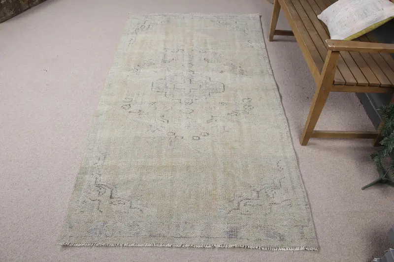 鮮やかなオレンジ ラグ、水玉模様 3.7x7.4 フィート