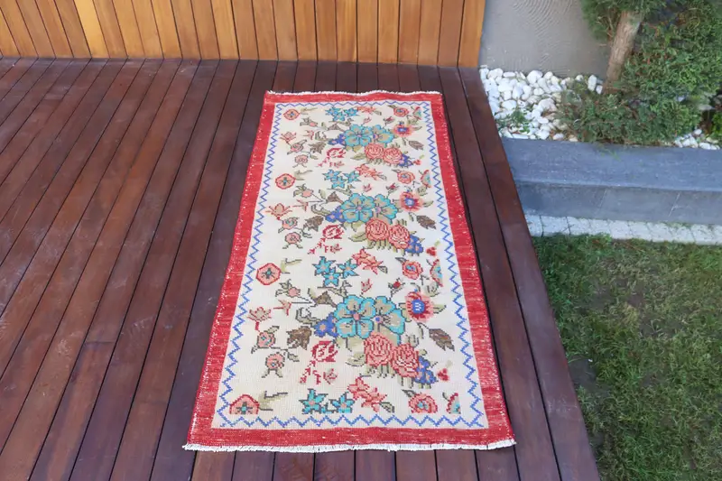 Turkish Rug, Small 2.5x4 ft Vintage Rug, Red Ombré Wool Rug - 1