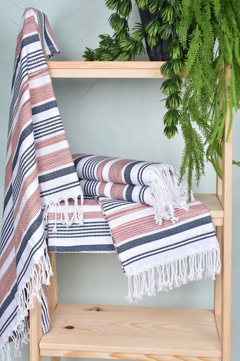 Best Wedding Gift, Monogram Turkish Towel, Custom Wedding Gifts, Bachelorette Favors Beach, Turkish towel, Home Gift, 70x40 Cotton Striped Towel - 6