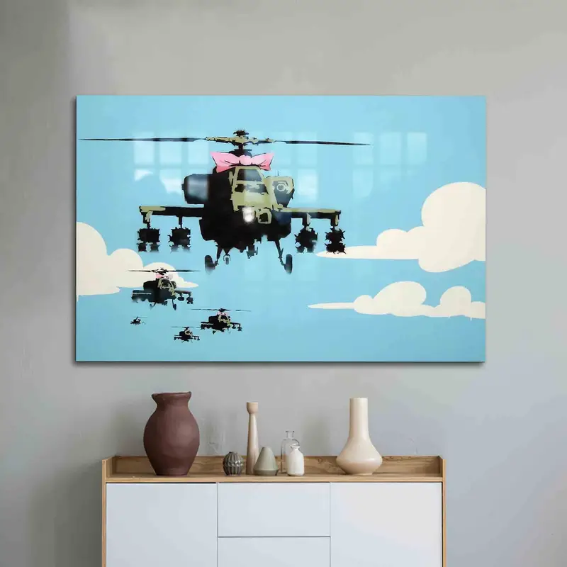 Elegant Printed Glass: Helicopter Graffiti Design for Modern Decor