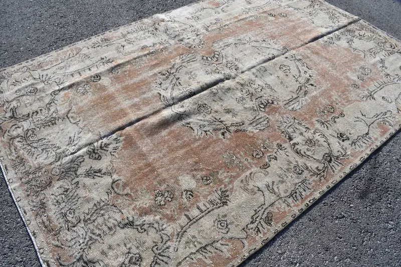 Vintage 5,5x8,8 ft Teppich, türkischer Oushak-Teppich, brauner Wollteppich - 1