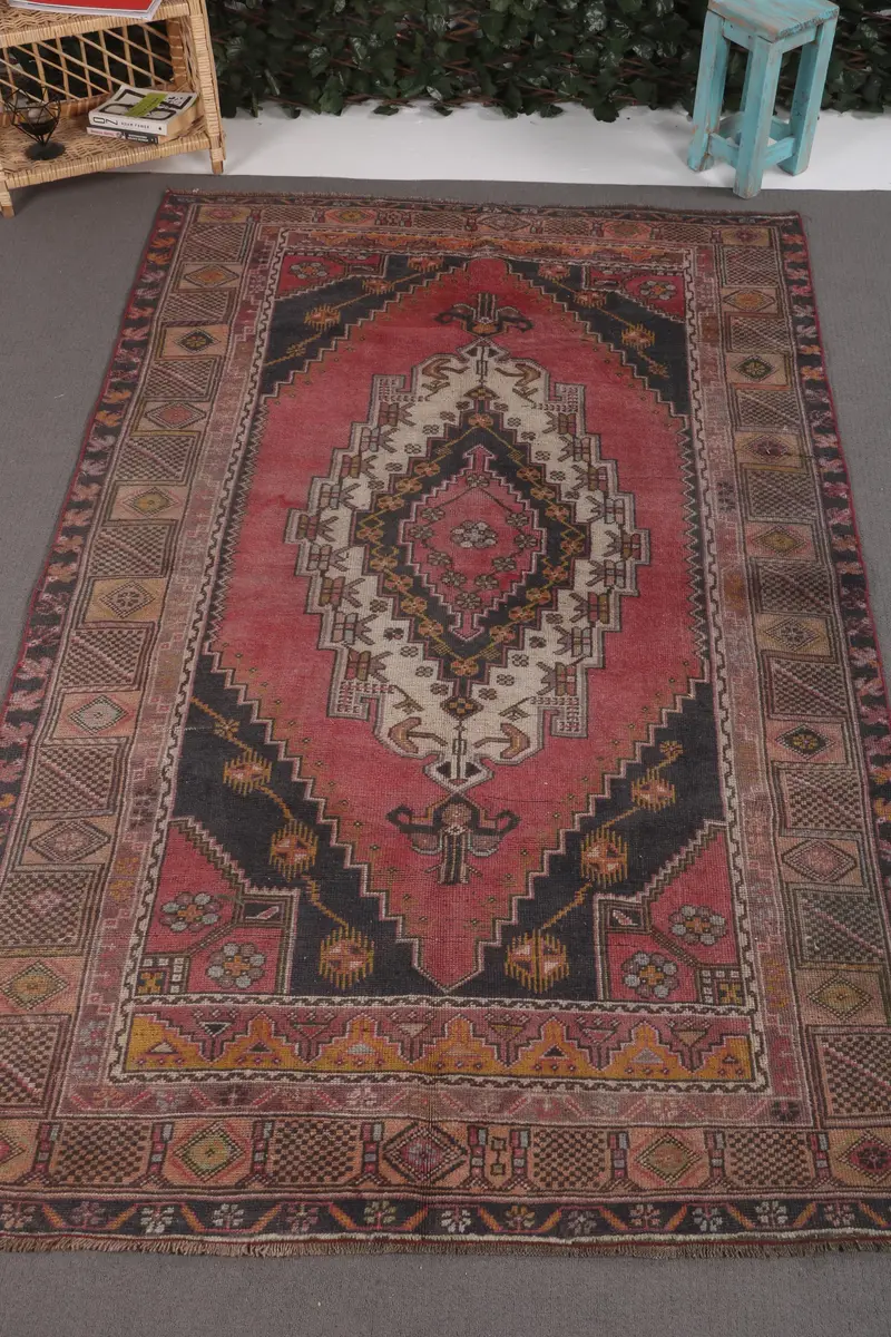 4,6x7,5 ft Teppich, Vintage Türkischer Teppich, Oushak Rosa Geometrischer Teppich - 1