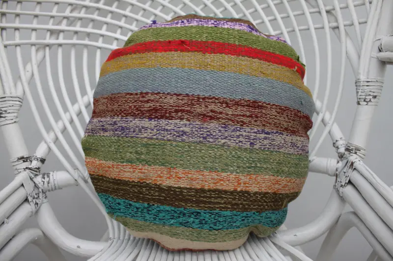 Handgefertigtes besticktes rosa Kissen, Vintage-Kissen