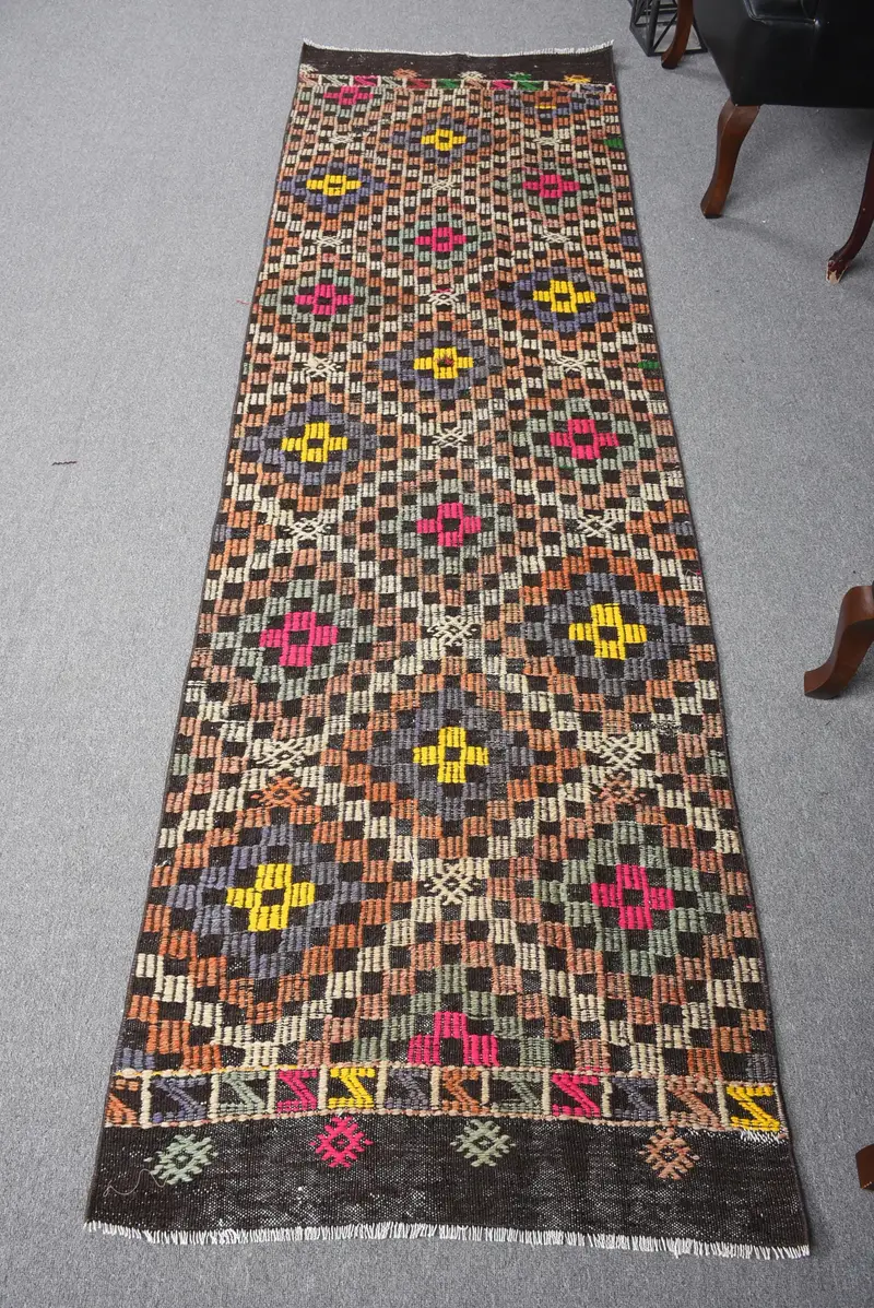 Handgefertigter orange-grüner Teppich, 2,7 x 9 Fuß Patchwork