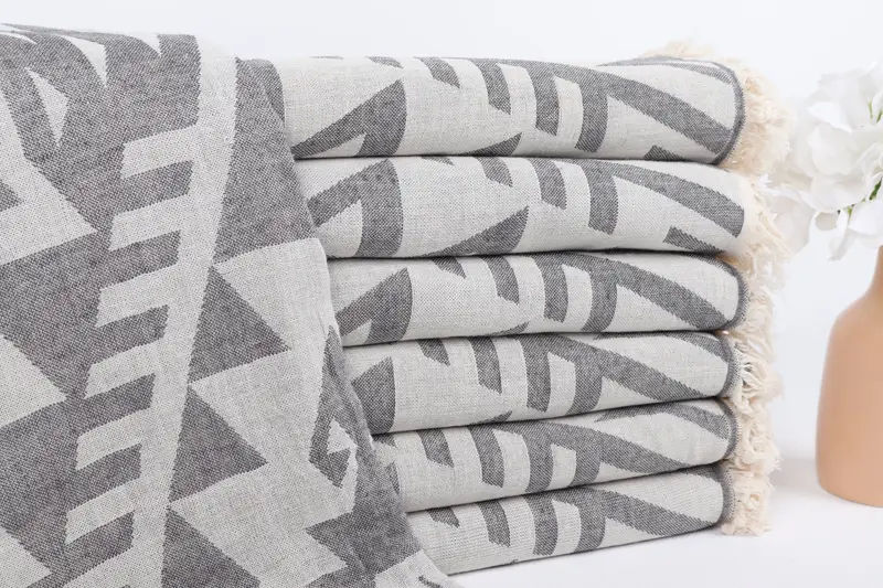 Spa Towel, 76x40 Cotton Geometric Towel, Lightweight towel, Monogrammed Beach Towel, Christmas Favors, Bridal Shower Favors, Organic Beach Towel - 2