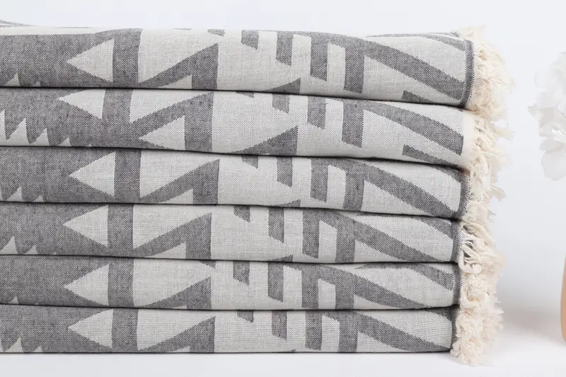 Spa Towel, 76x40 Cotton Geometric Towel, Lightweight towel, Monogrammed Beach Towel, Christmas Favors, Bridal Shower Favors, Organic Beach Towel - 4