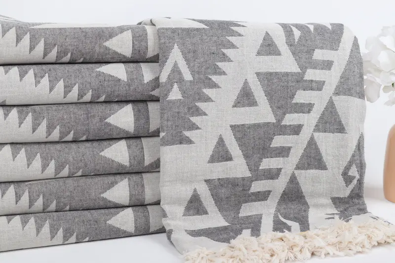 Spa Towel, 76x40 Cotton Geometric Towel, Lightweight towel, Monogrammed Beach Towel, Christmas Favors, Bridal Shower Favors, Organic Beach Towel - 3