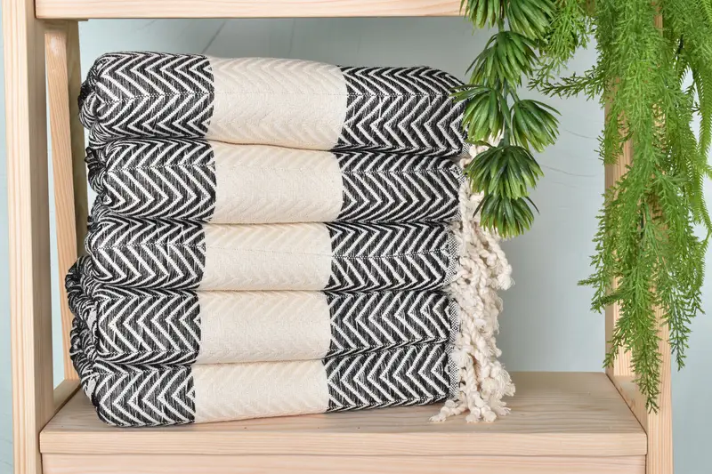 Wedding Day Gift For Bride, 70x40 Cotton Zig zag Towel, Customized Turkish Towel, Home Decor Gifts, Personalized Gifts, Wedding Favors, Spa Towel - 2